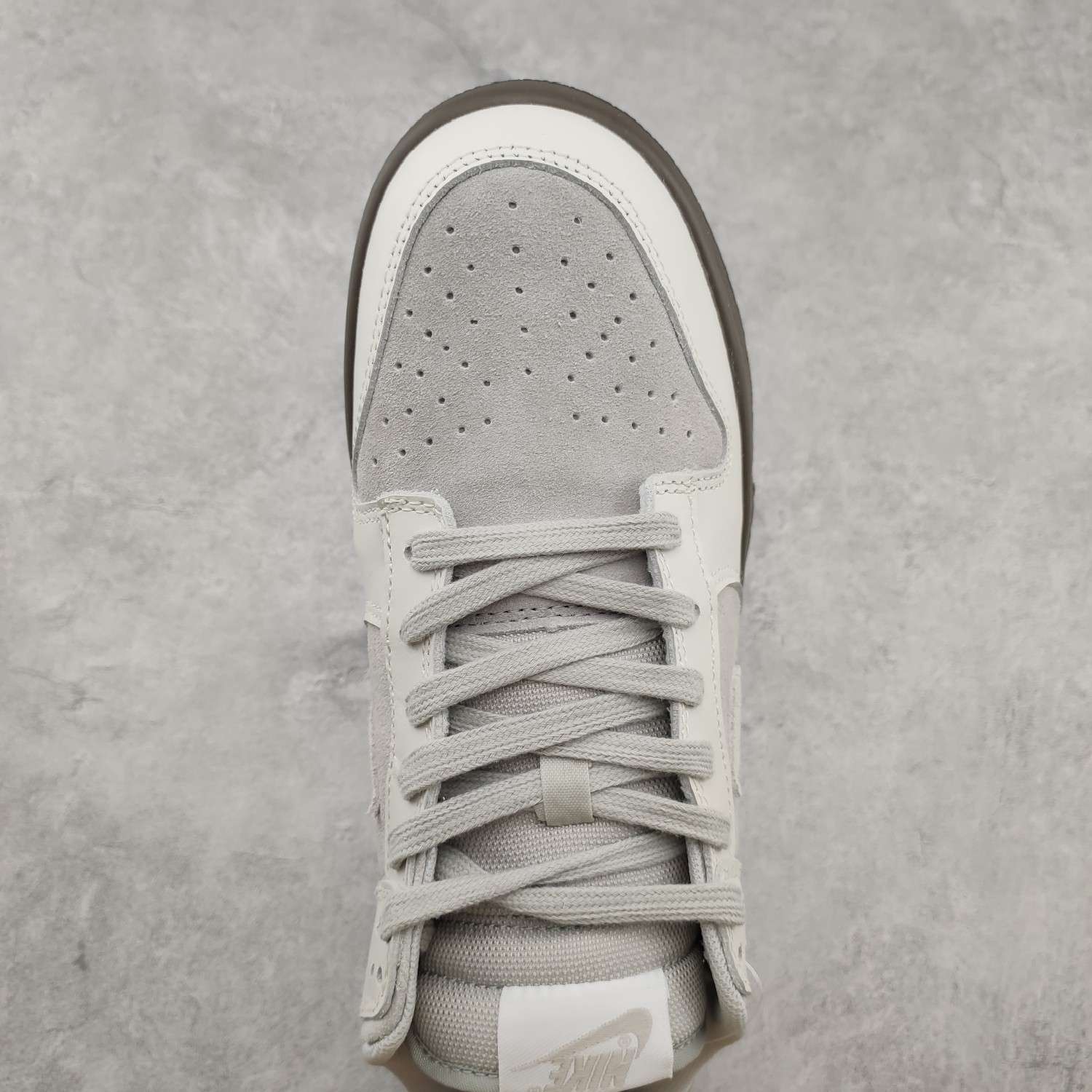 Kickswho Nike Dunk SB Low "Ironstone" FD9746-001 - Image 4