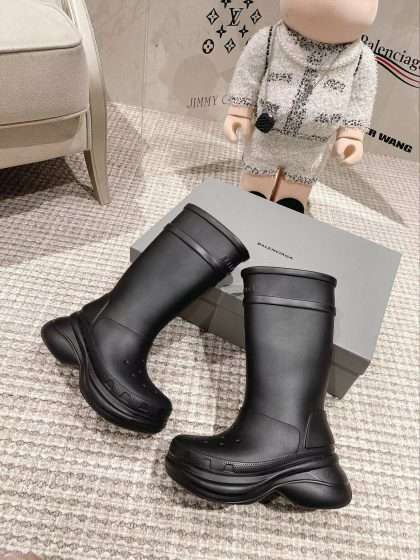 Kickswho Balenciaga x Crocs Boot Black