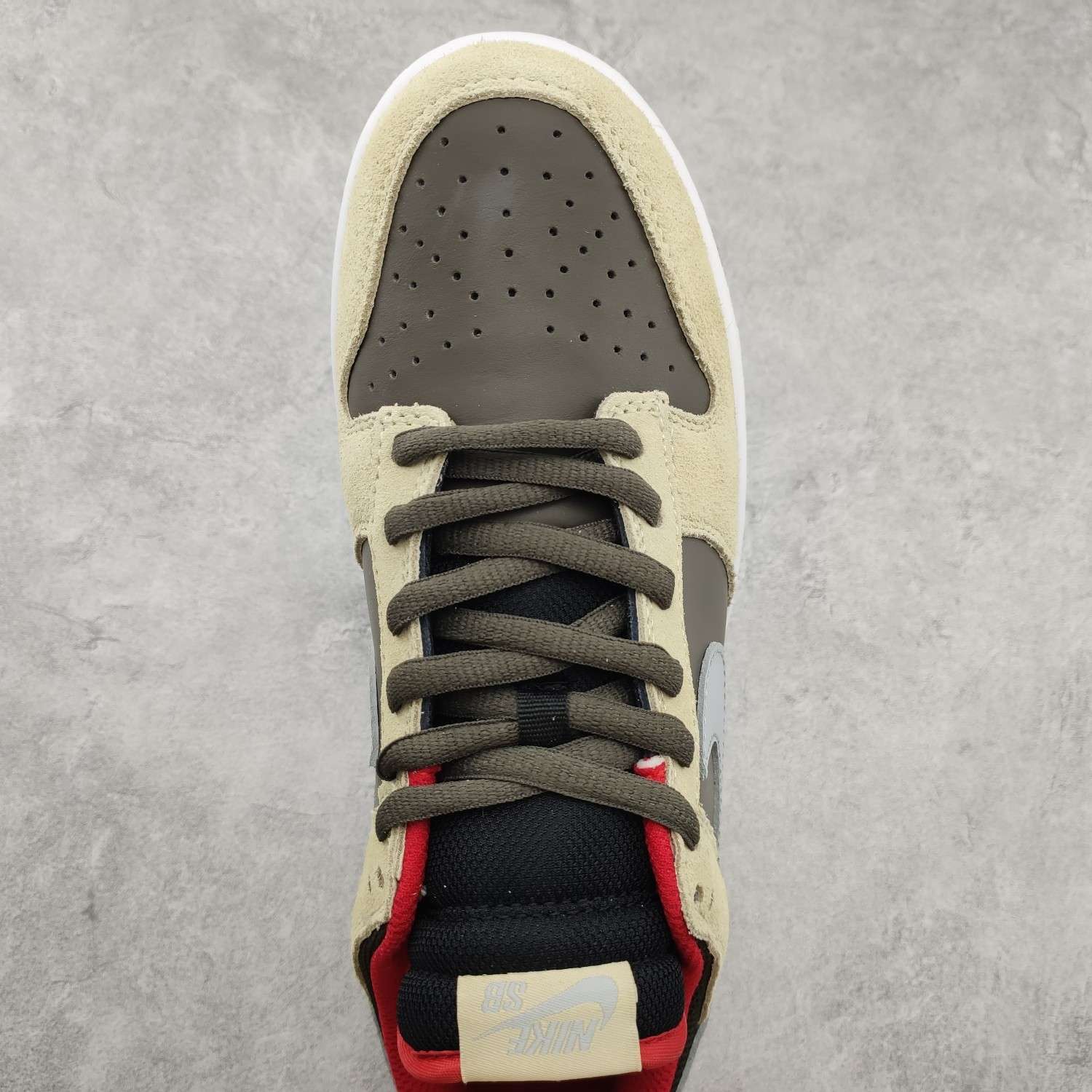 Kickswho Nike SB Dunk Low Dark Chocolate Linen - Image 4