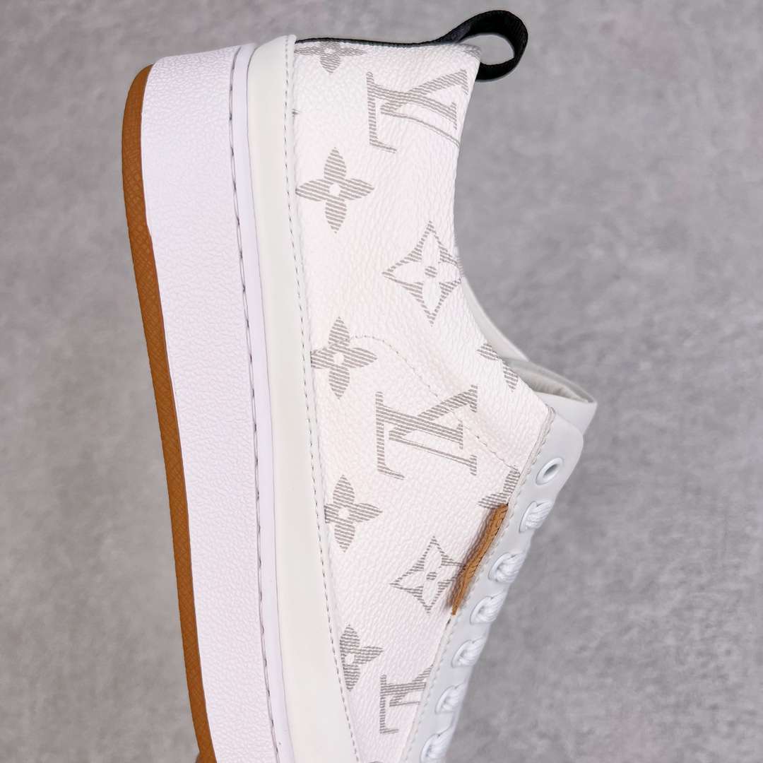 KICKWHO Louis Vuitton Remarque Low Sneakers White - Image 6