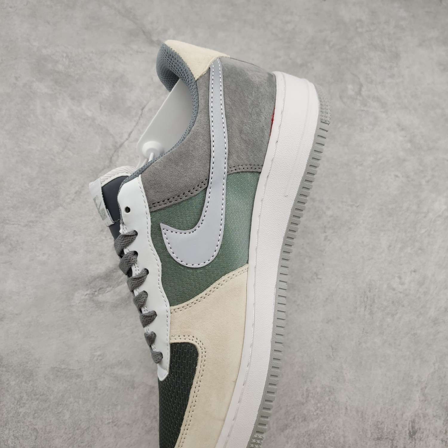 Kickswho Nike Air Force 1 Low Dark Grey White Light Grey - Image 7