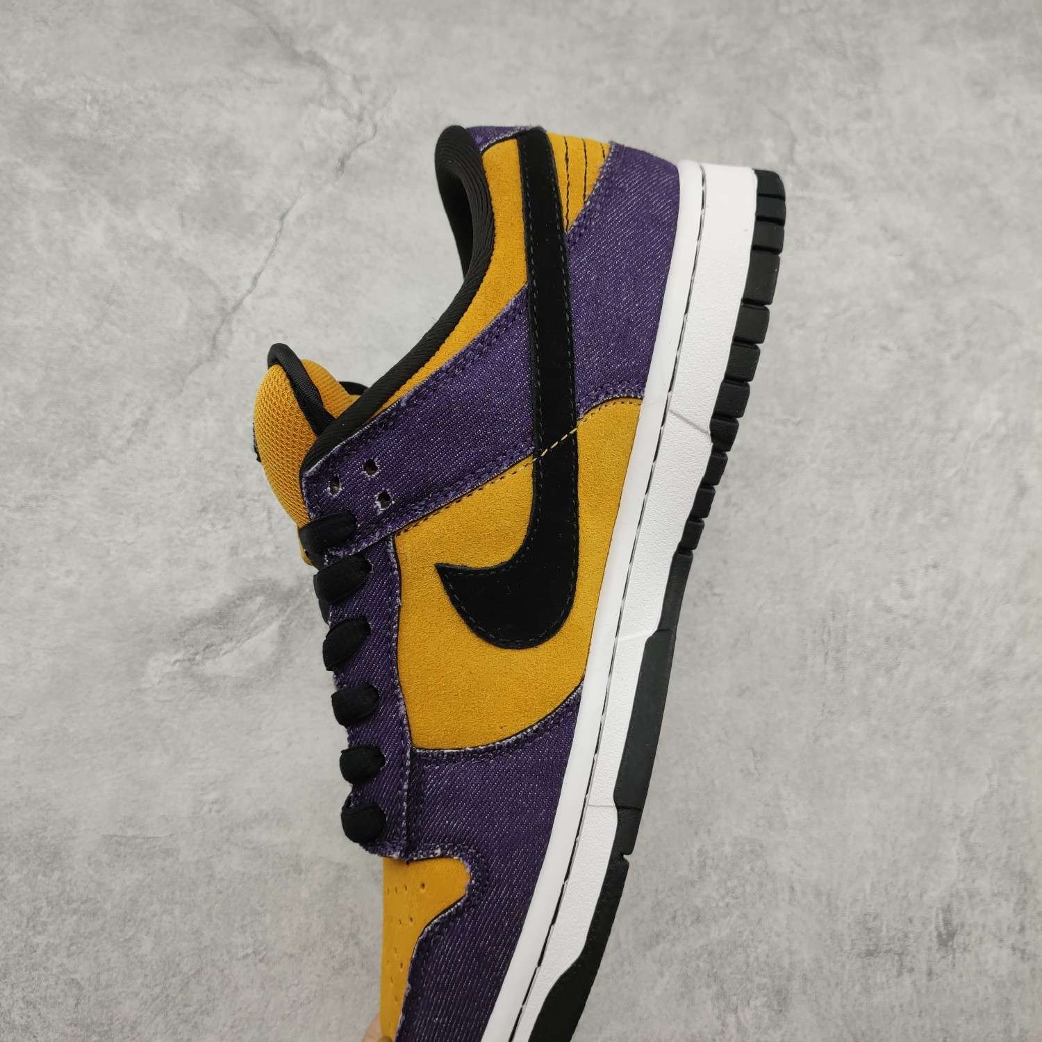 Kickswho Nike SB Dunk Low Pro"Goofy Boy" 304292-751 - Image 7