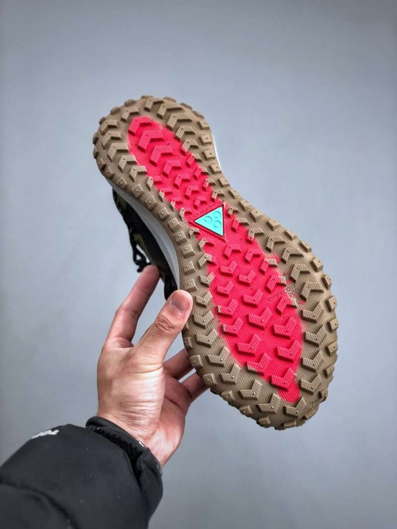 Kickswho Nike ACG Mountain Fly Low Pilgrim Black - Image 8