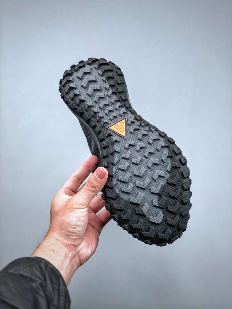 Kickswho Nike ACG Mountain Fly Gore-Tex 'Dark Grey' - Image 6