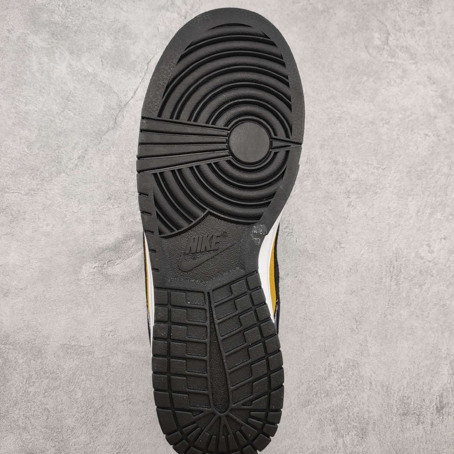 Kickswho Nike SB Dunk Low Pro"Goofy Boy" 304292-751 - Image 9