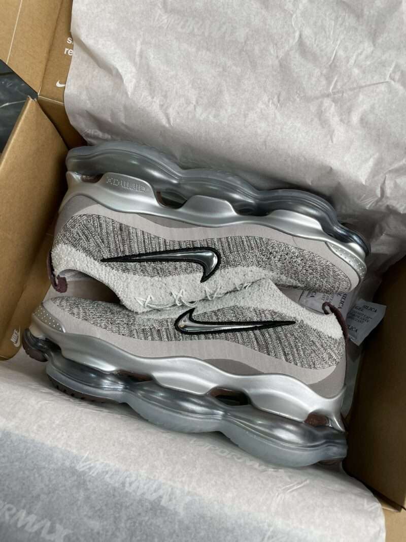 Kickswho Nike  Air Max Scorpion FK Gaiter Vast Grey - Image 9