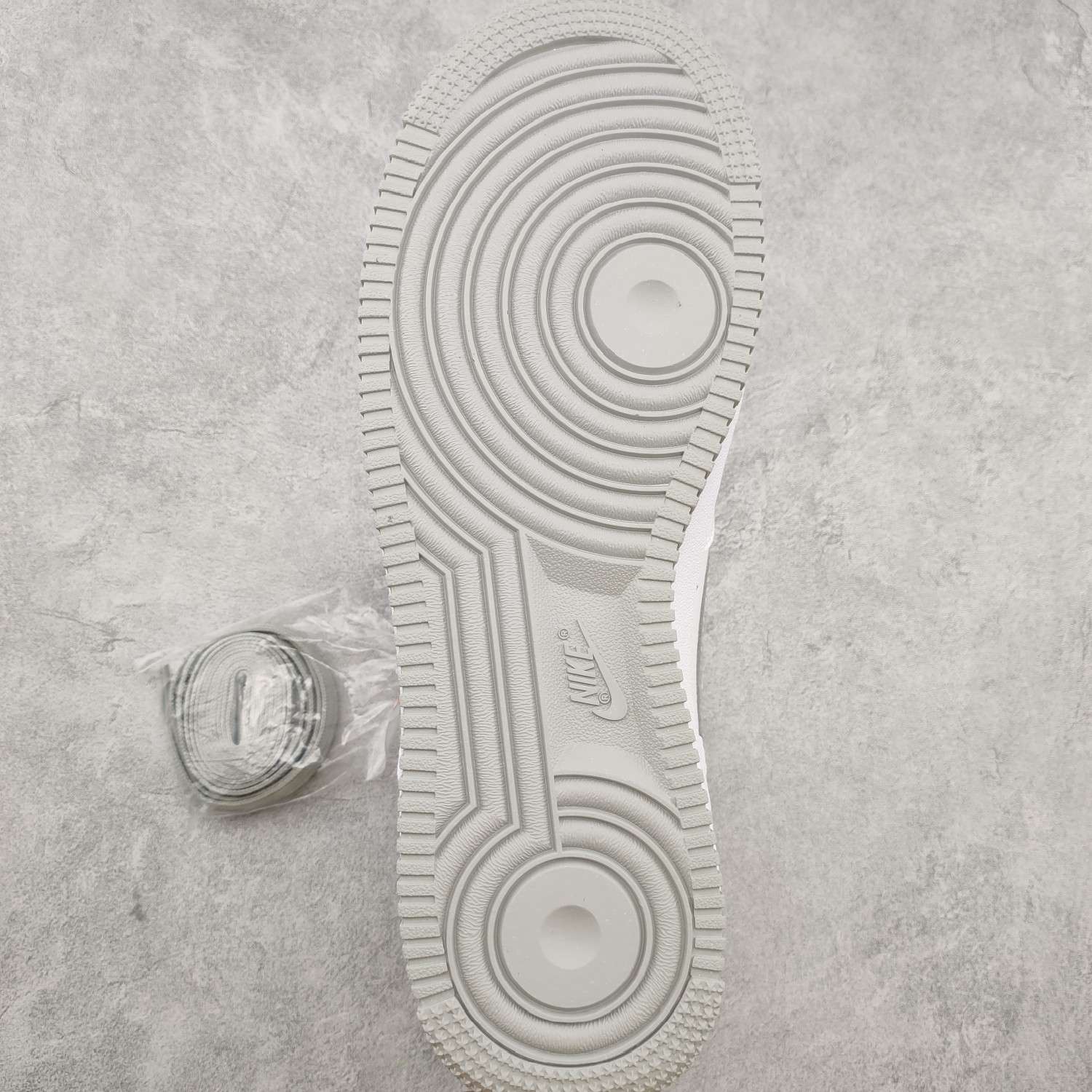 Kickswho Nike Air Force 1'07 40th Anniversary White Grey - Image 9