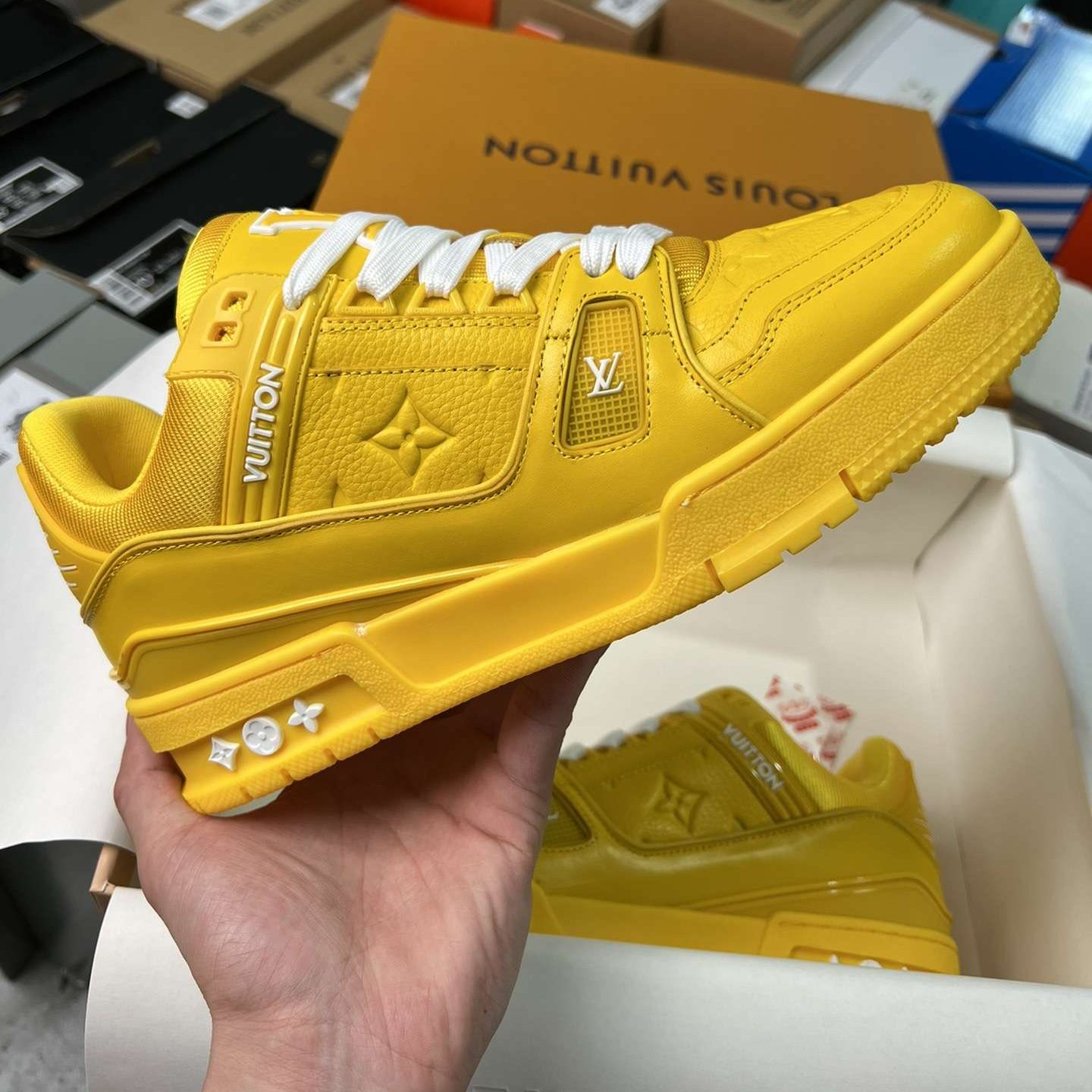 KICKWHO Louis Vuitton 23SS Monogram Trainer Sneaker Yellow 1AARG5