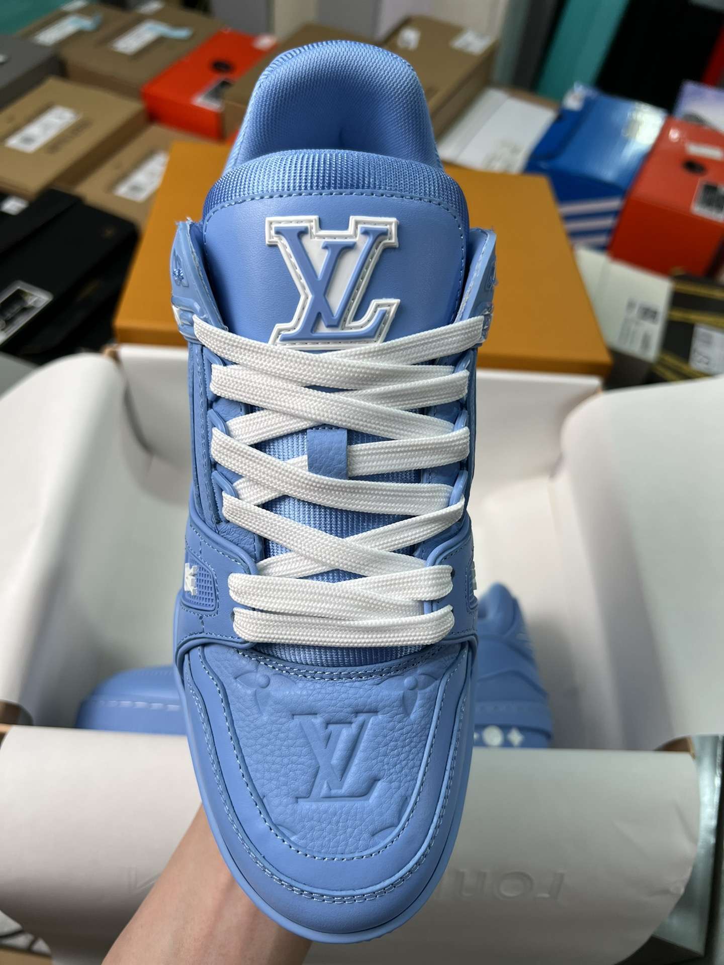 KICKWHO Louis Vuitton 23SS Monogram Trainer Sneaker Blue 1AARFG - Image 3