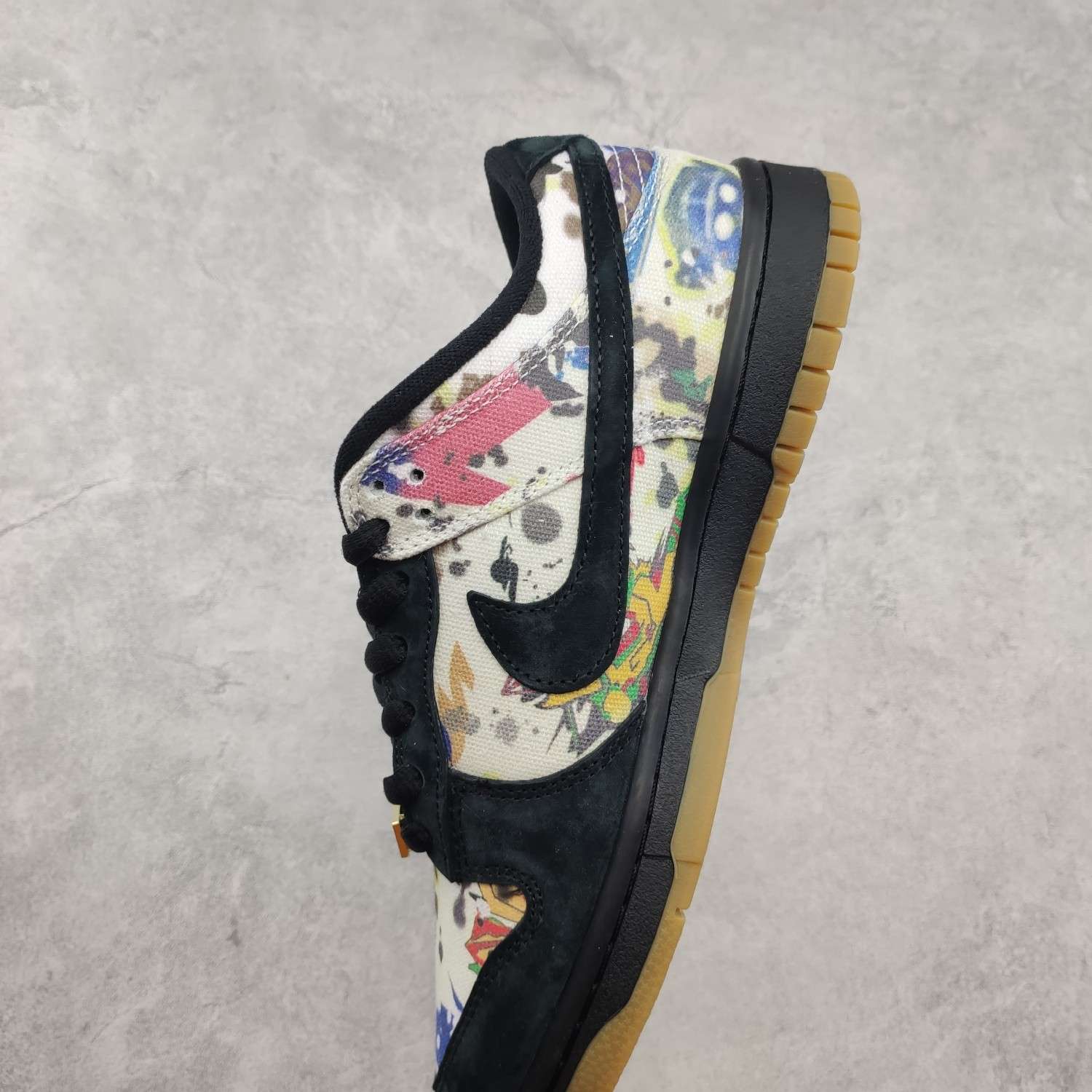 KICKWHO Supreme x Nike SB Dunk Low "Rammellzee" FD8778 001 - Image 7