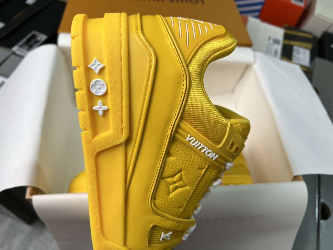 KICKWHO Louis Vuitton 23SS Monogram Trainer Sneaker Yellow 1AARG5 - Image 9