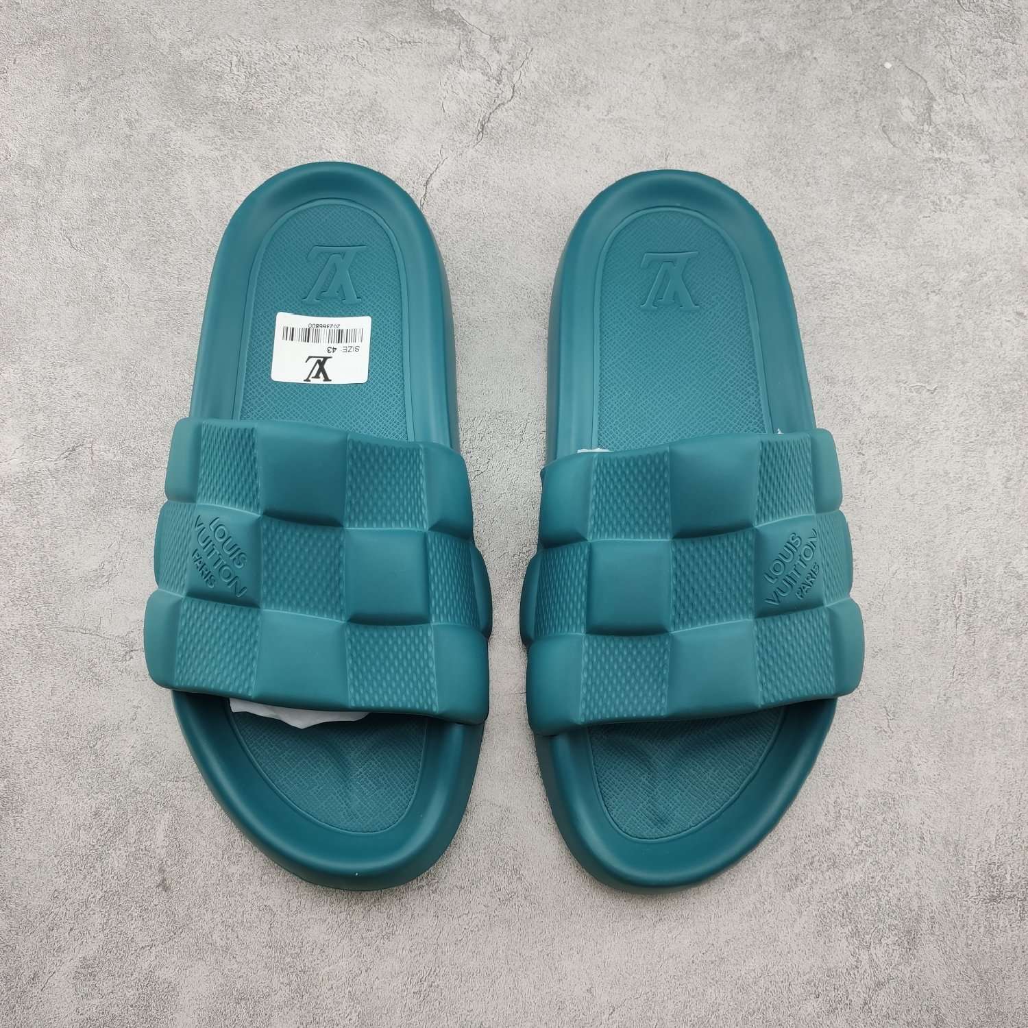 KICKWHO Louis Vuitton 2023 SS Other Plaid Patterns Slide Unisex - Image 2