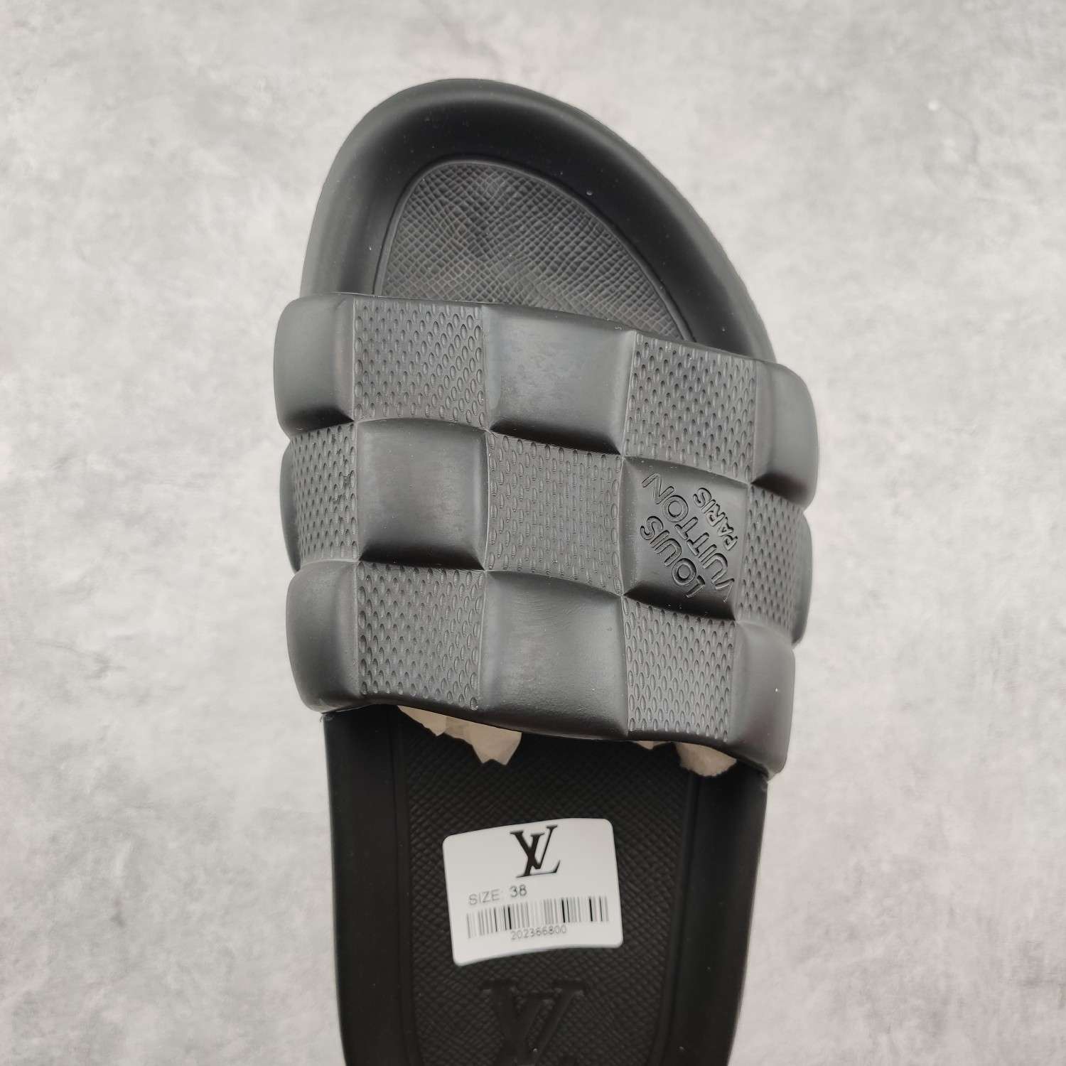 KICKWHO Louis Vuitton 2023 SS Other Plaid Patterns Slide Unisex Black - Image 3