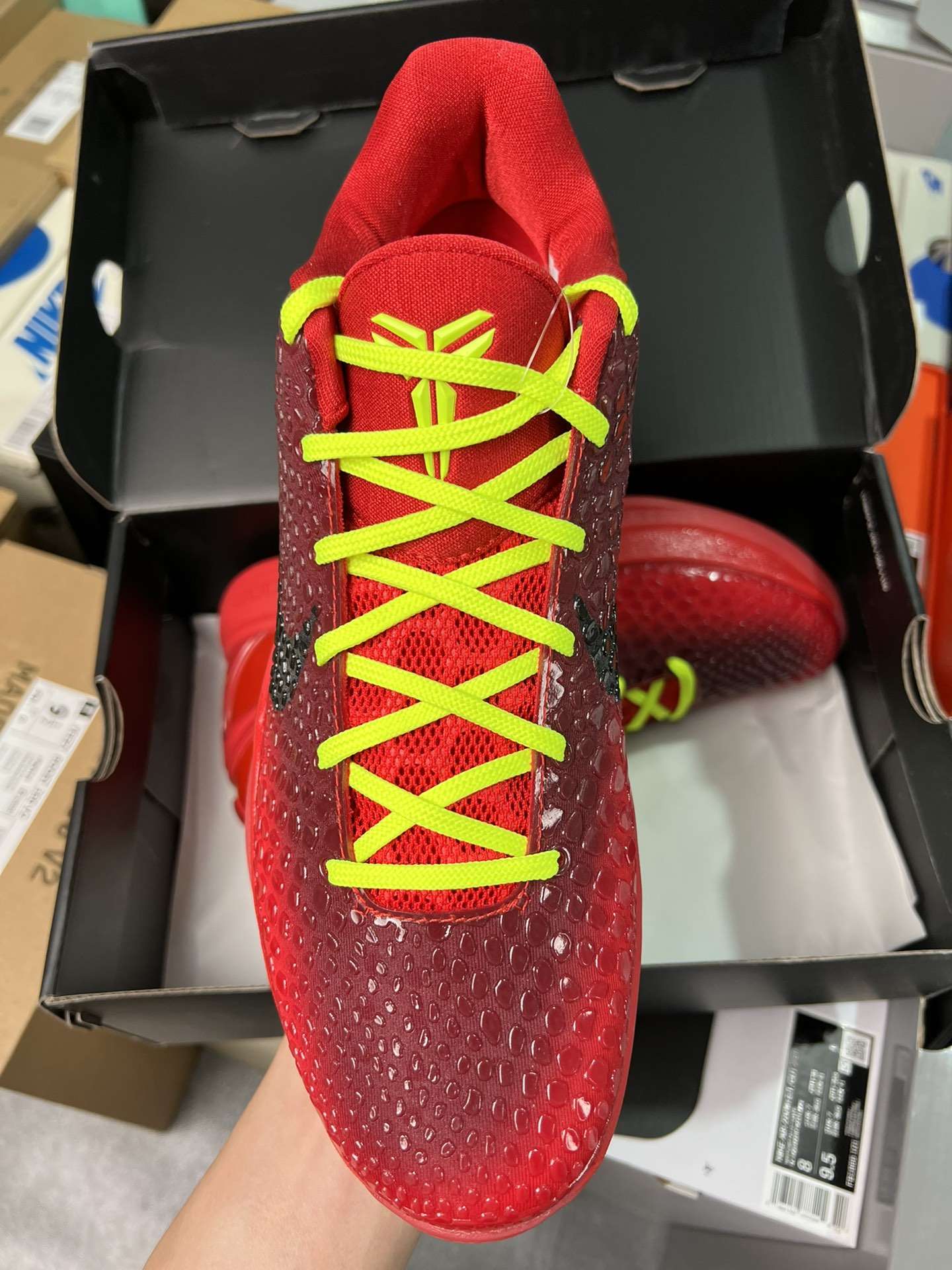 Kickswho Nike Kobe 6 Protro "Reverse Grinch" - Image 3