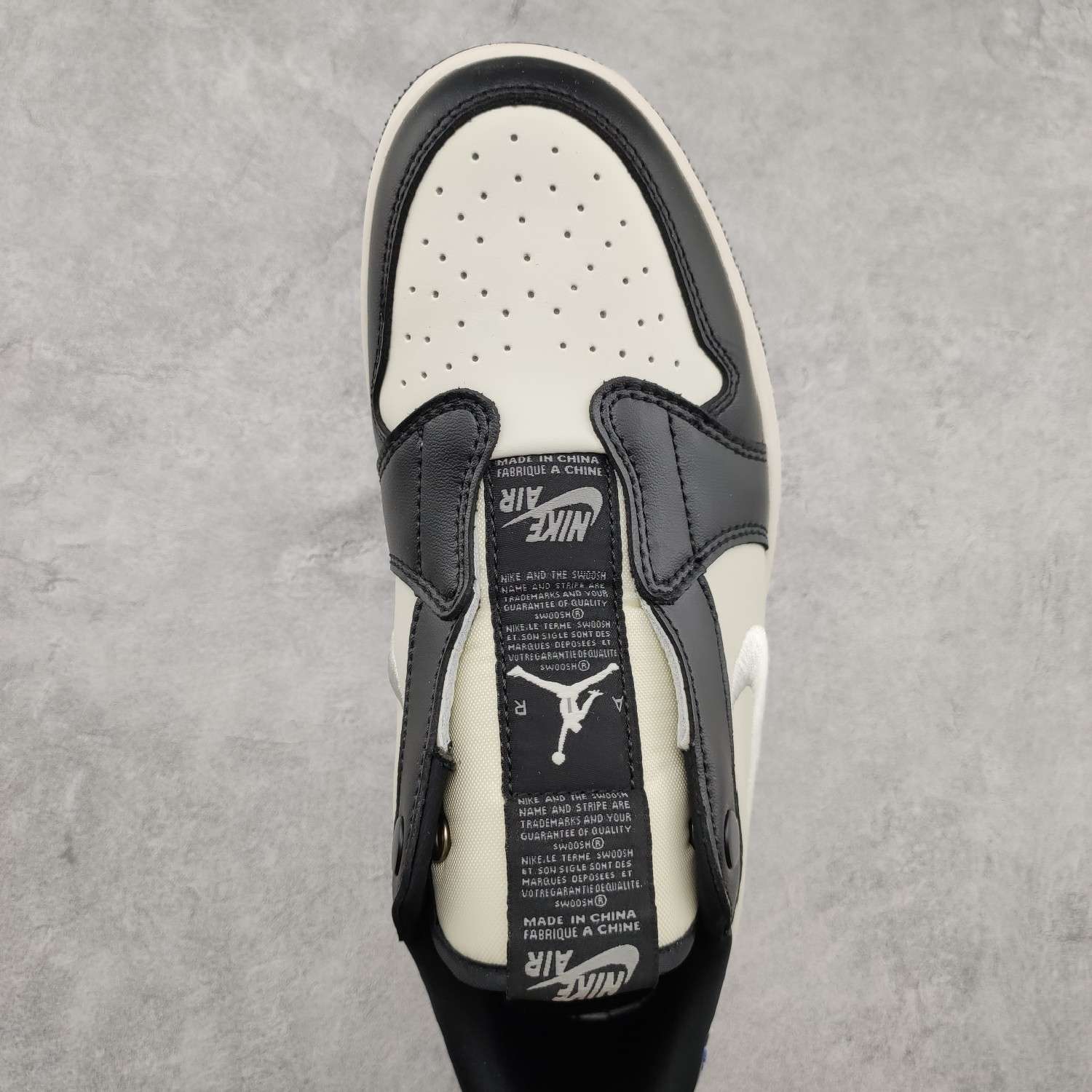 Kickswho Air Jordan 1 Low Slip Shadow AV3918-201 - Image 4