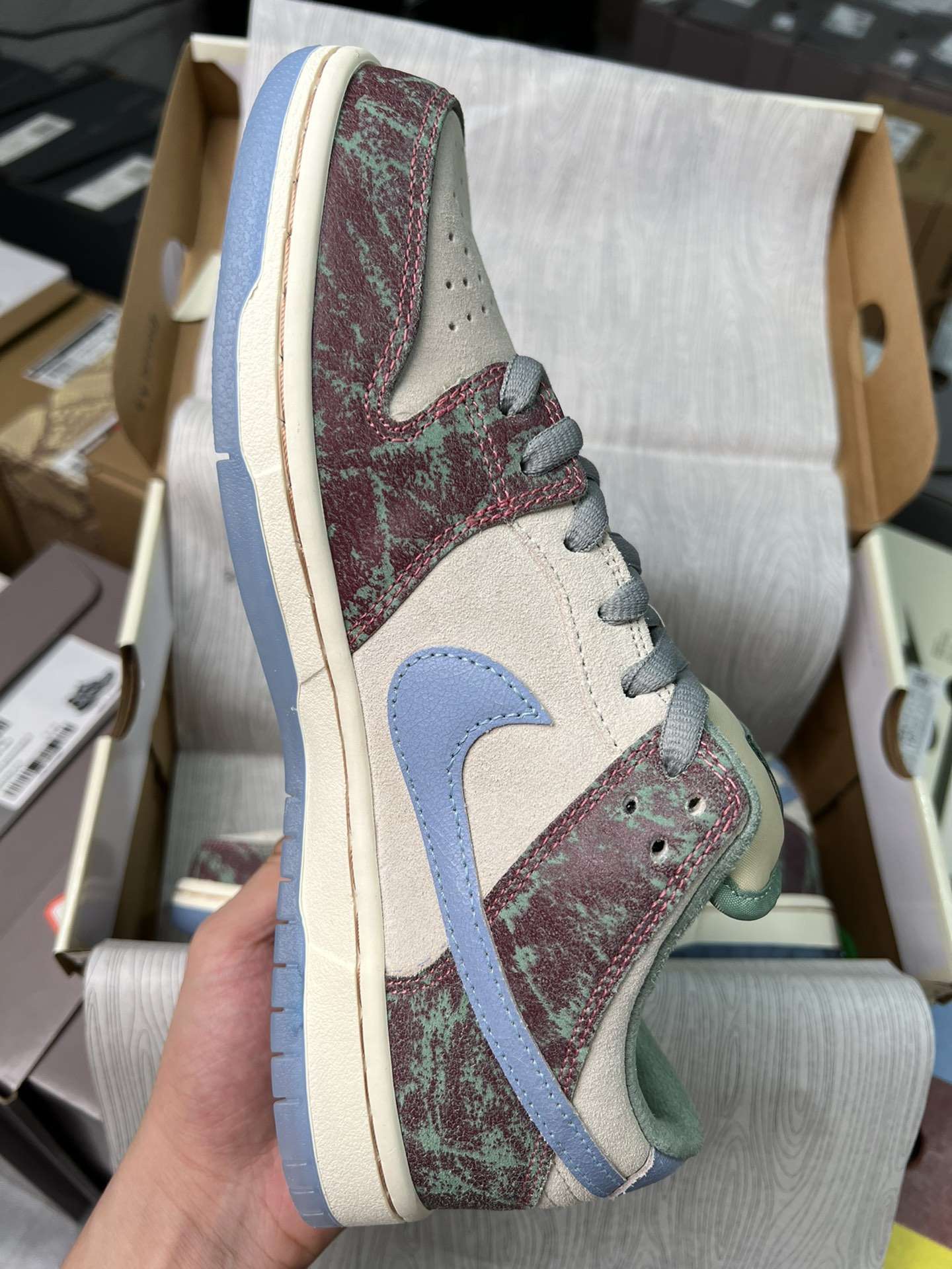 Kickswho Nike SB Dunk Low Crenshaw Skate Club FN4193-100 - Image 4