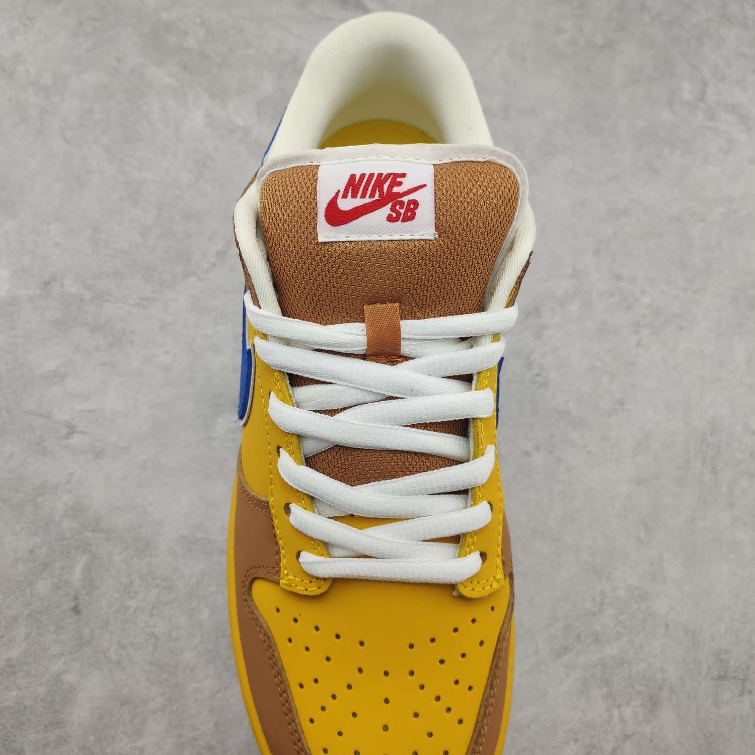 Kickswho Nike Dunk Low Premium SB "New Castle" sneakers - Image 6