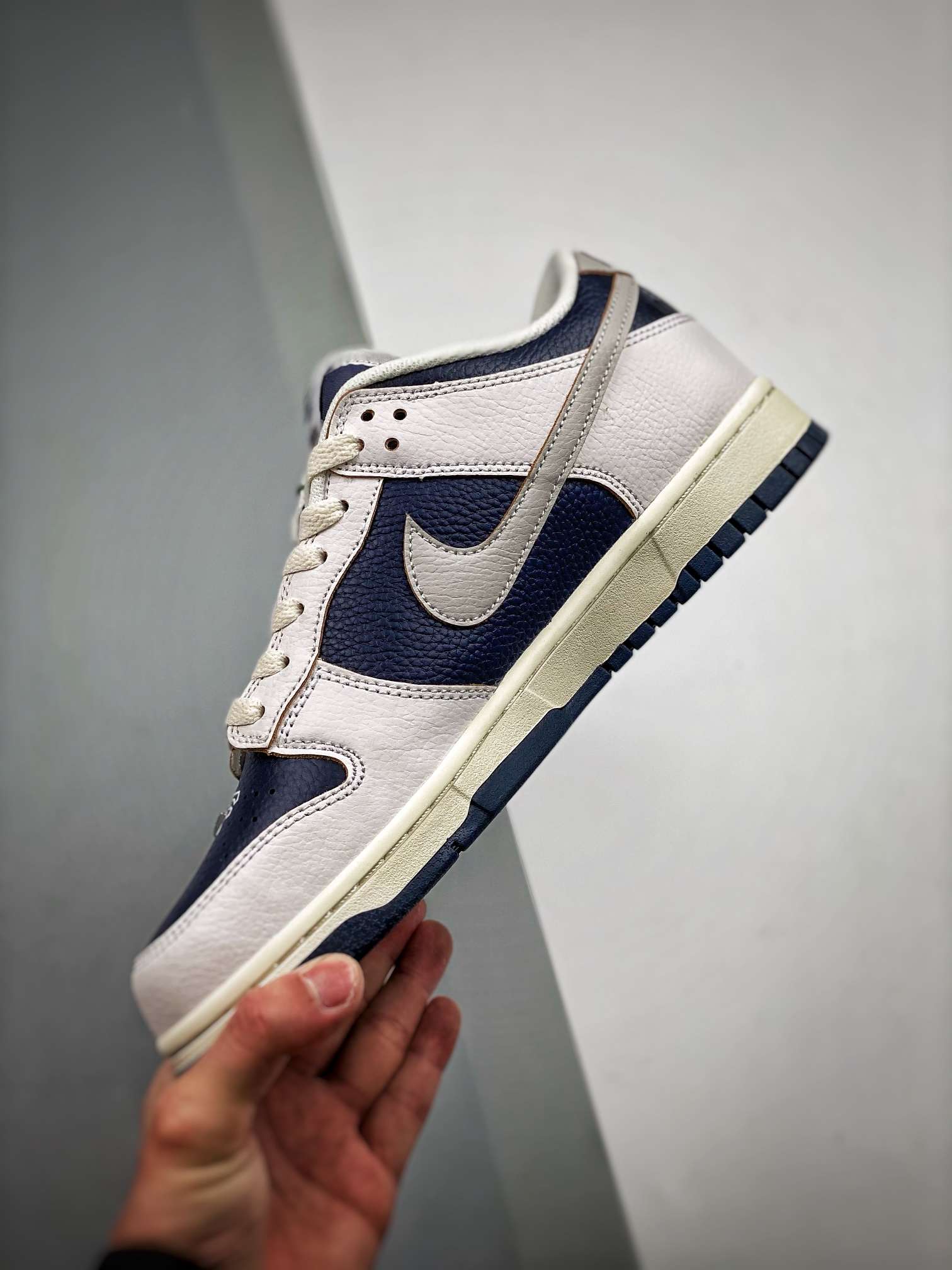 Kickswho HUF x Nike SB Dunk Low "NYC" FD8775 100 - Image 6