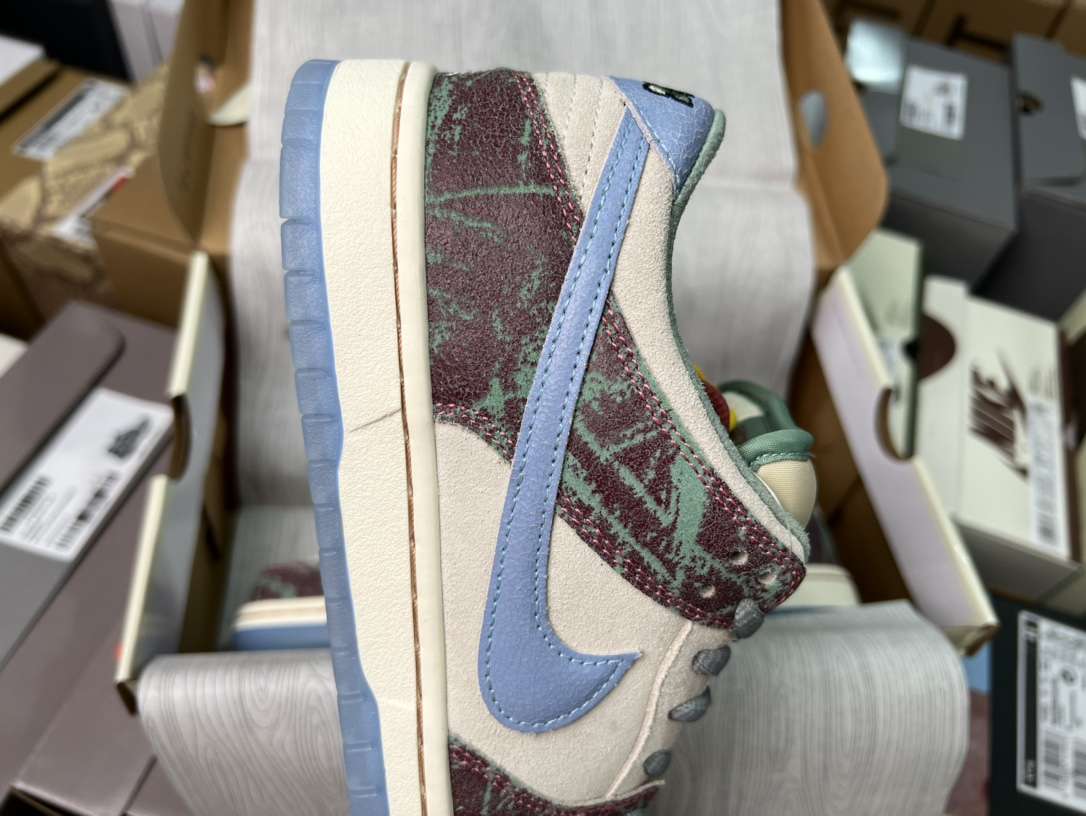 Kickswho Nike SB Dunk Low Crenshaw Skate Club FN4193-100 - Image 8