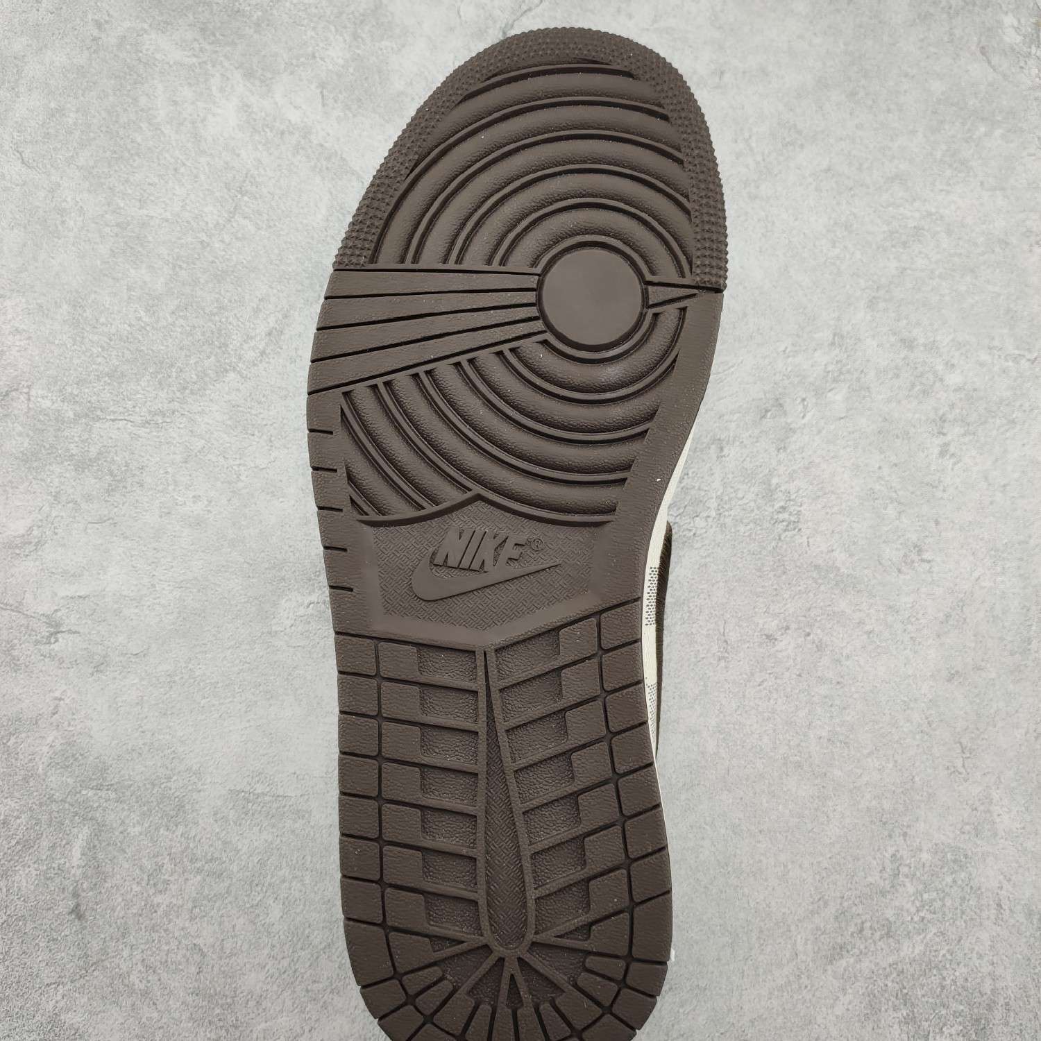 Kickswho LV x Air Jordan 1 Low Slip Shadow AV3918 298 - Image 9