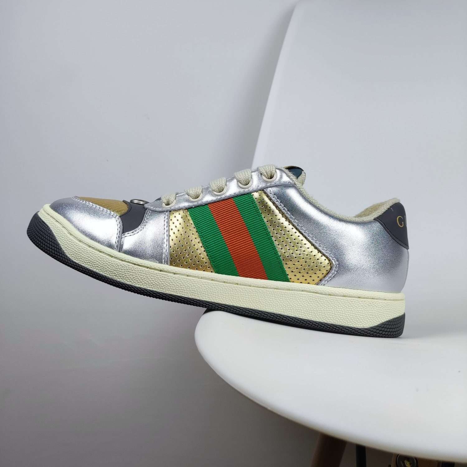 KICKWHO Gucci Wmns Screener 'Silver Gold'