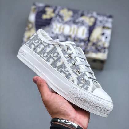 Kickswho Dior Walk'N' Oblique Embroidery Sneaker