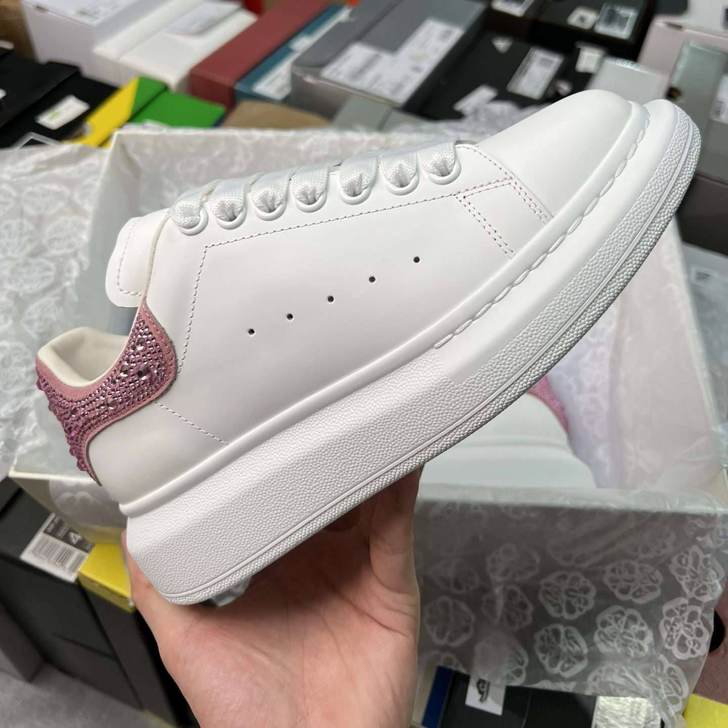 Kickswho Alexander Mcqueen Oversized Sneaker in White with Strass Spoiler Pink