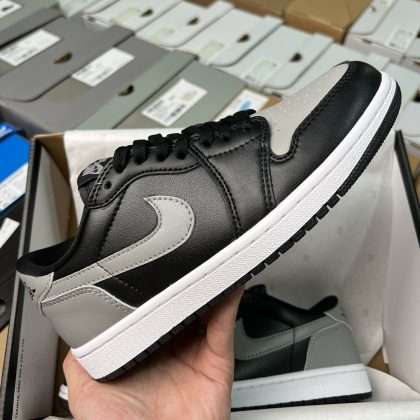 Kickswho Air Jordan 1 Retro Low Shadow (2015) 705329-003