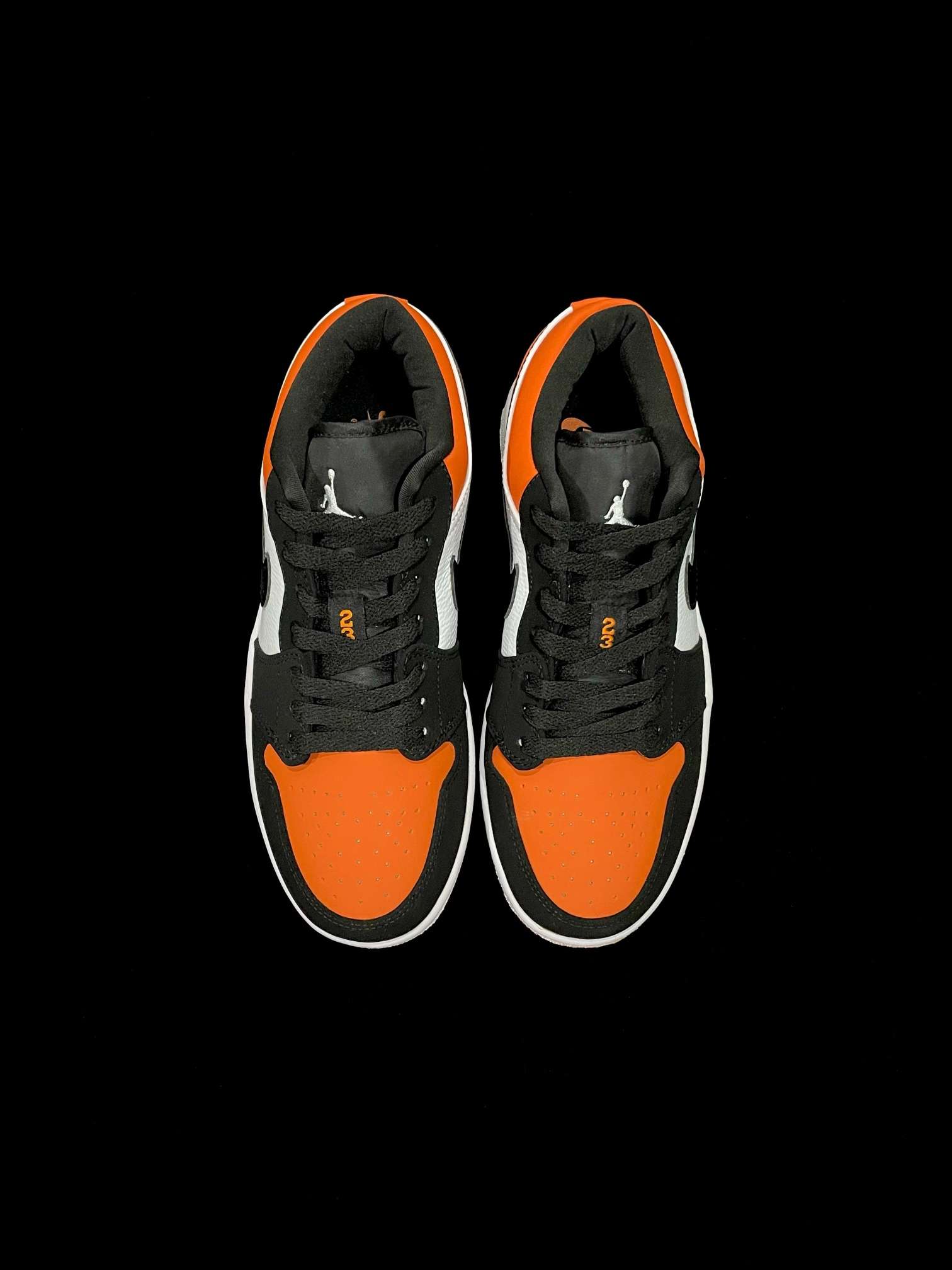 Kickswho Air Jordan 1 Low Shattered Backboard 553558-128 - Image 3