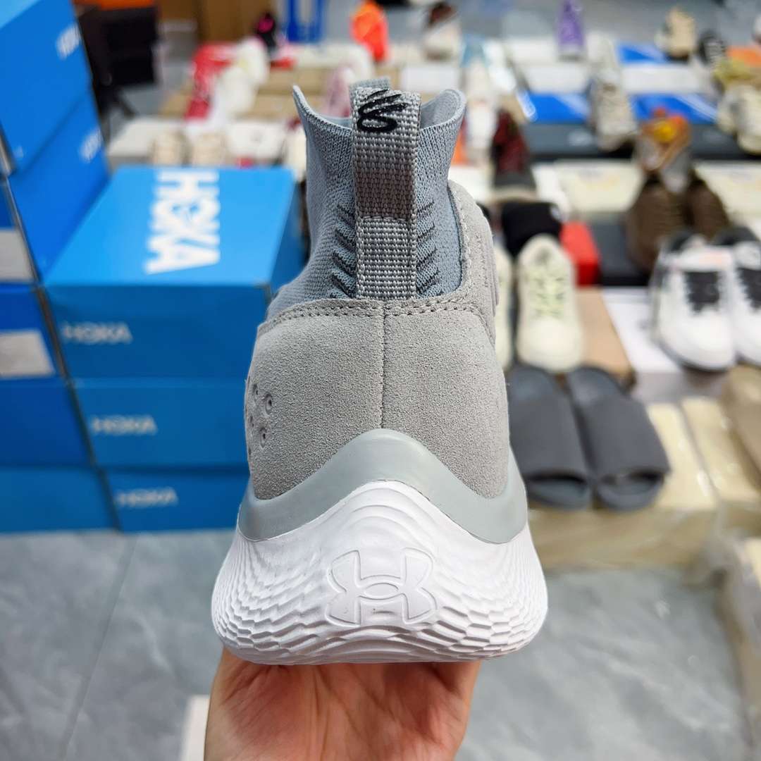 KICKWHO Under Armour Curry 4 Flotro Grey - Image 3