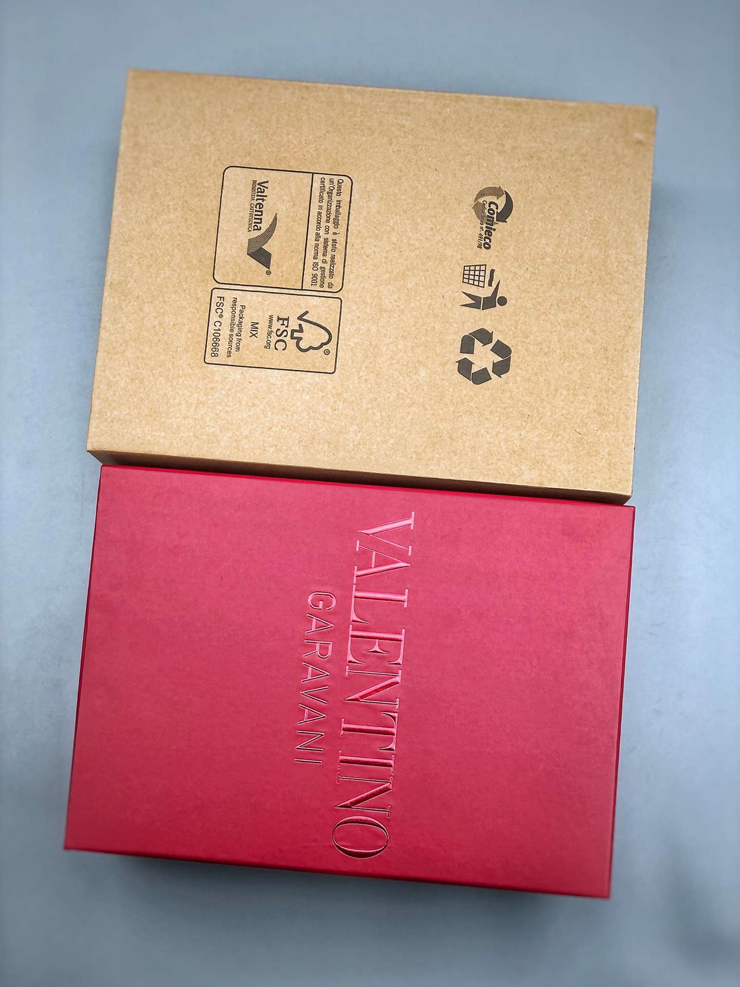 KICKWHO VALENTINO GARAVANI Blsck One Stud Sneakers - Image 3