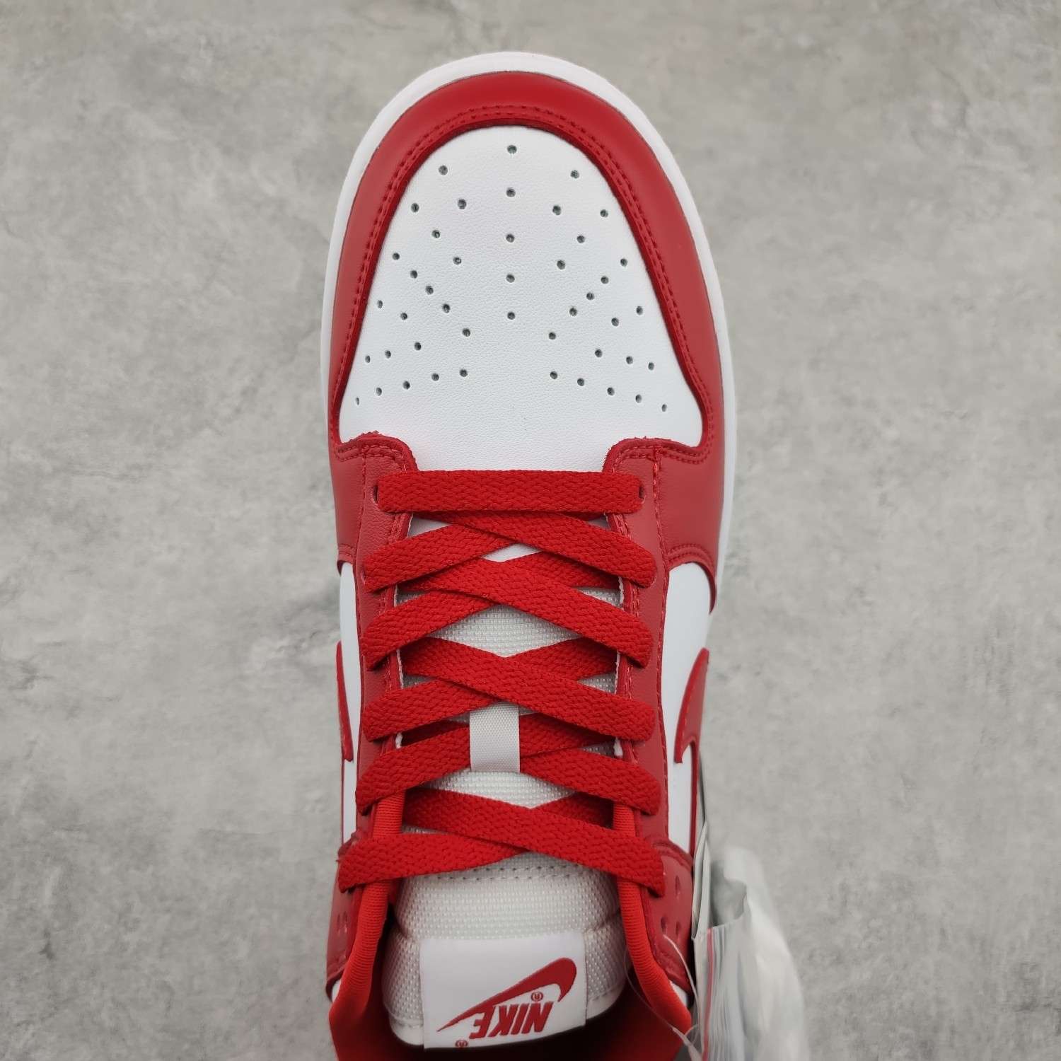 Kickswho Nike Dunk SB Low SP "University Red" CU1727-100 - Image 4
