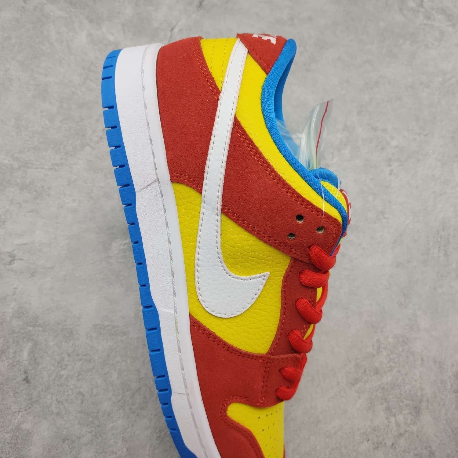 KICKWHO Nike SB Dunk Low Pro Bart Simpson - Image 5
