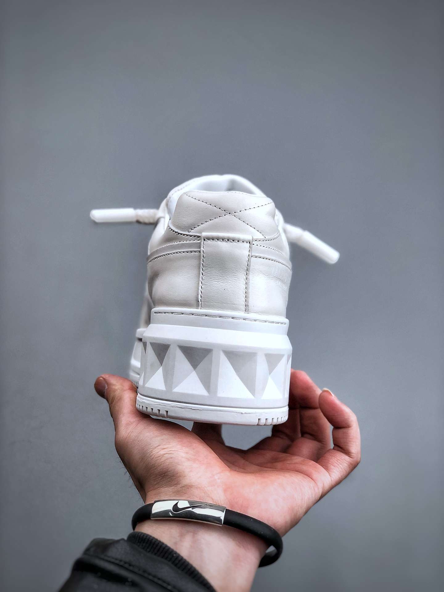 KICKWHO VALENTINO GARAVANI White One Stud Sneakers - Image 7