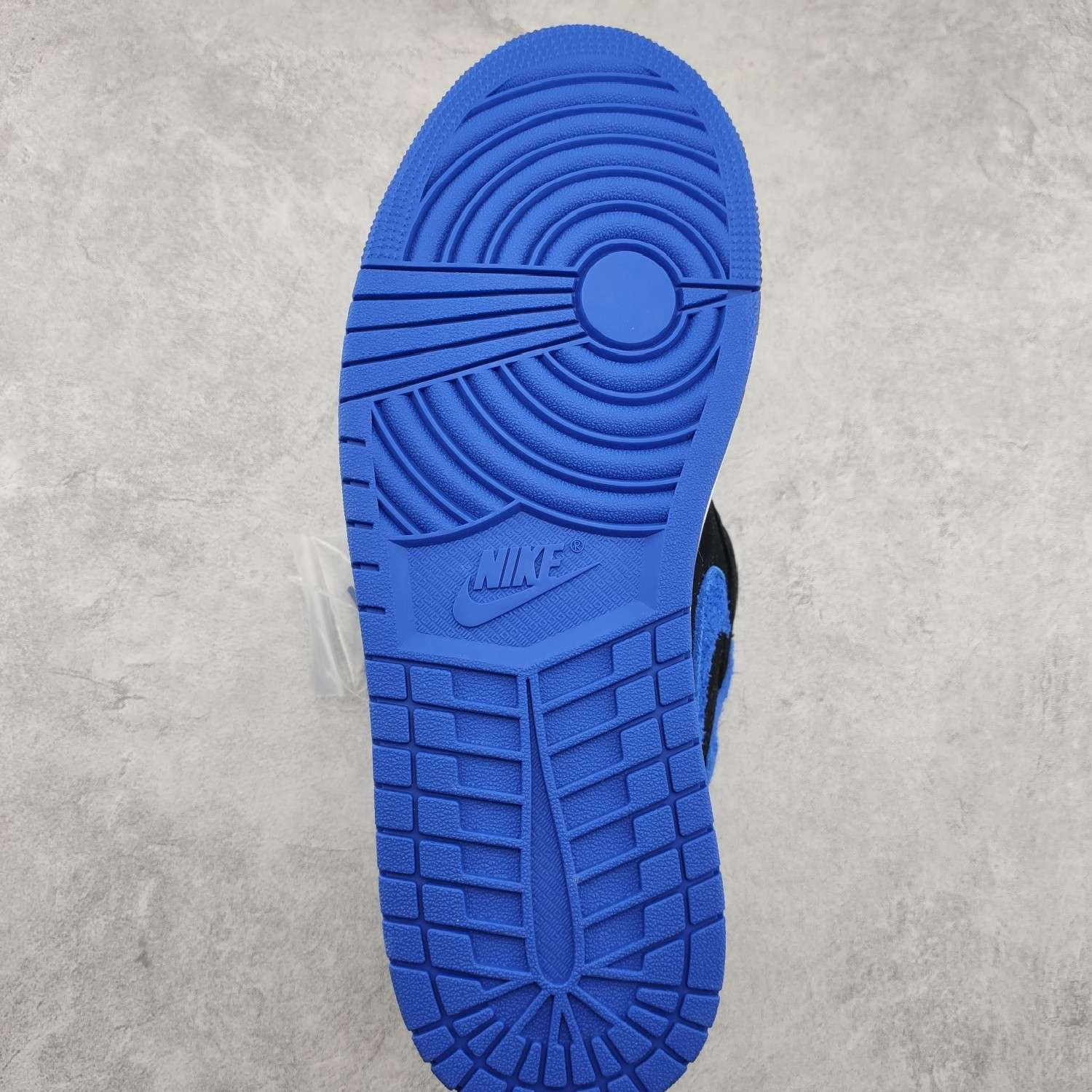 Kickswho Air Jordan 1 High OG "Reimagined" DZ5485-042 - Image 9