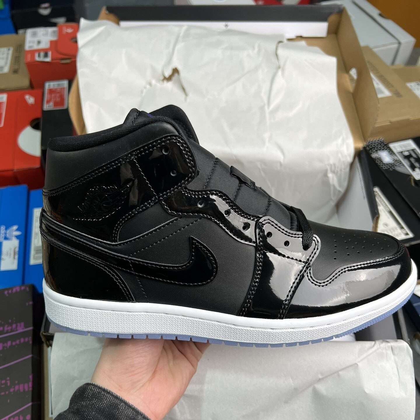 Kickswho Air Jordan 1 Mid SE Space Jam DV1308 004