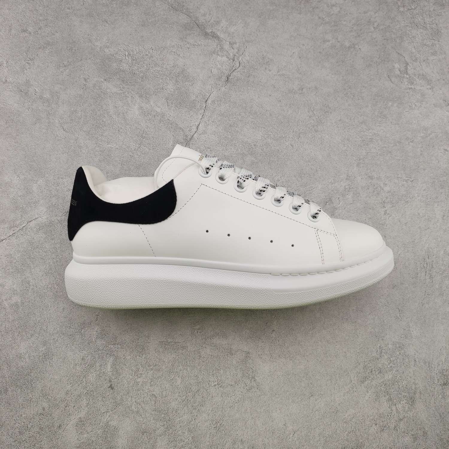 Kickswho Alexander McQueen Oversized Sneaker in White/Black