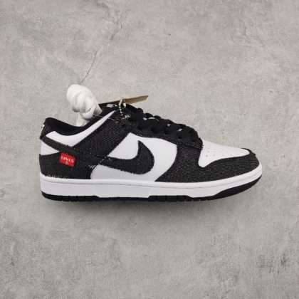 Kickswho Nike SB Dunk Low x Levis Unisex Black Denim LE0021-006