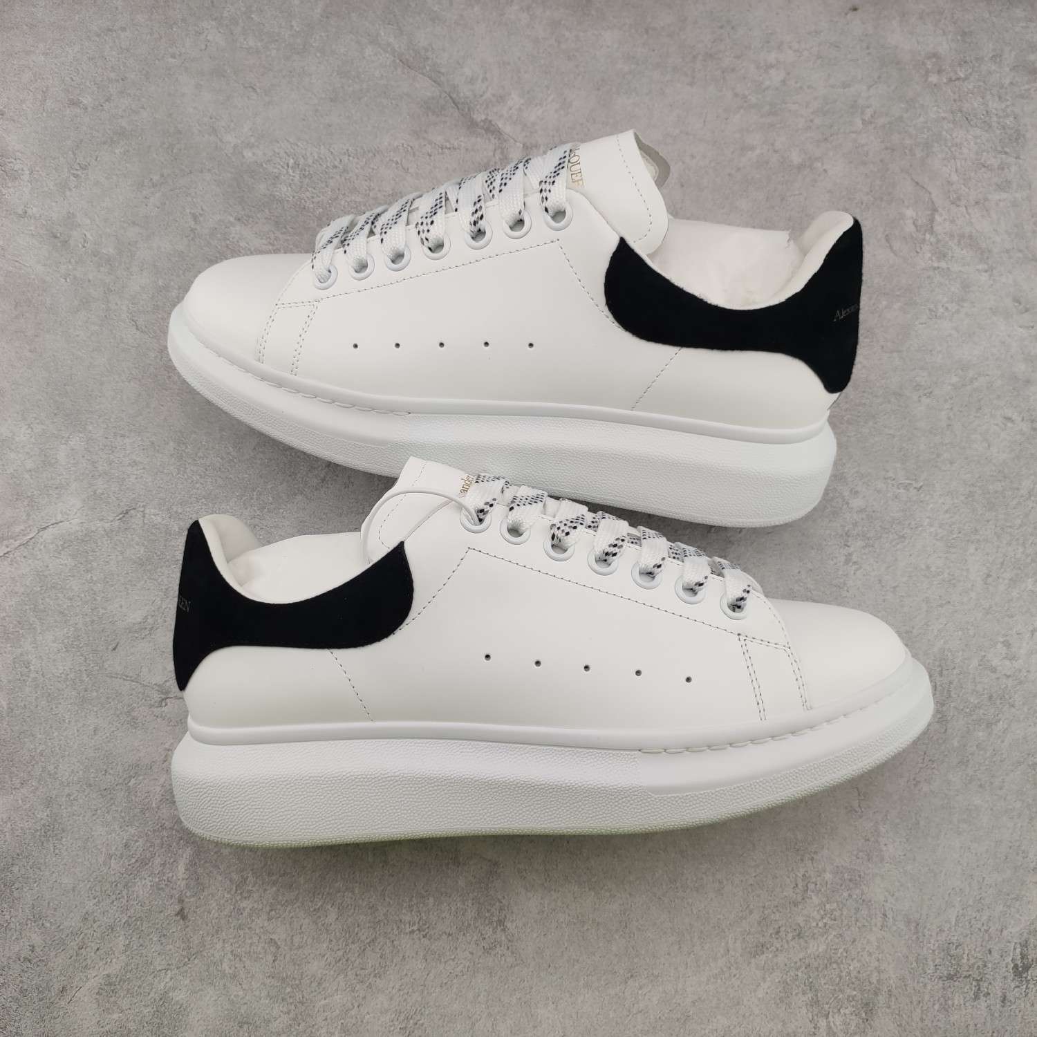 Kickswho Alexander McQueen Oversized Sneaker in White/Black - Image 2