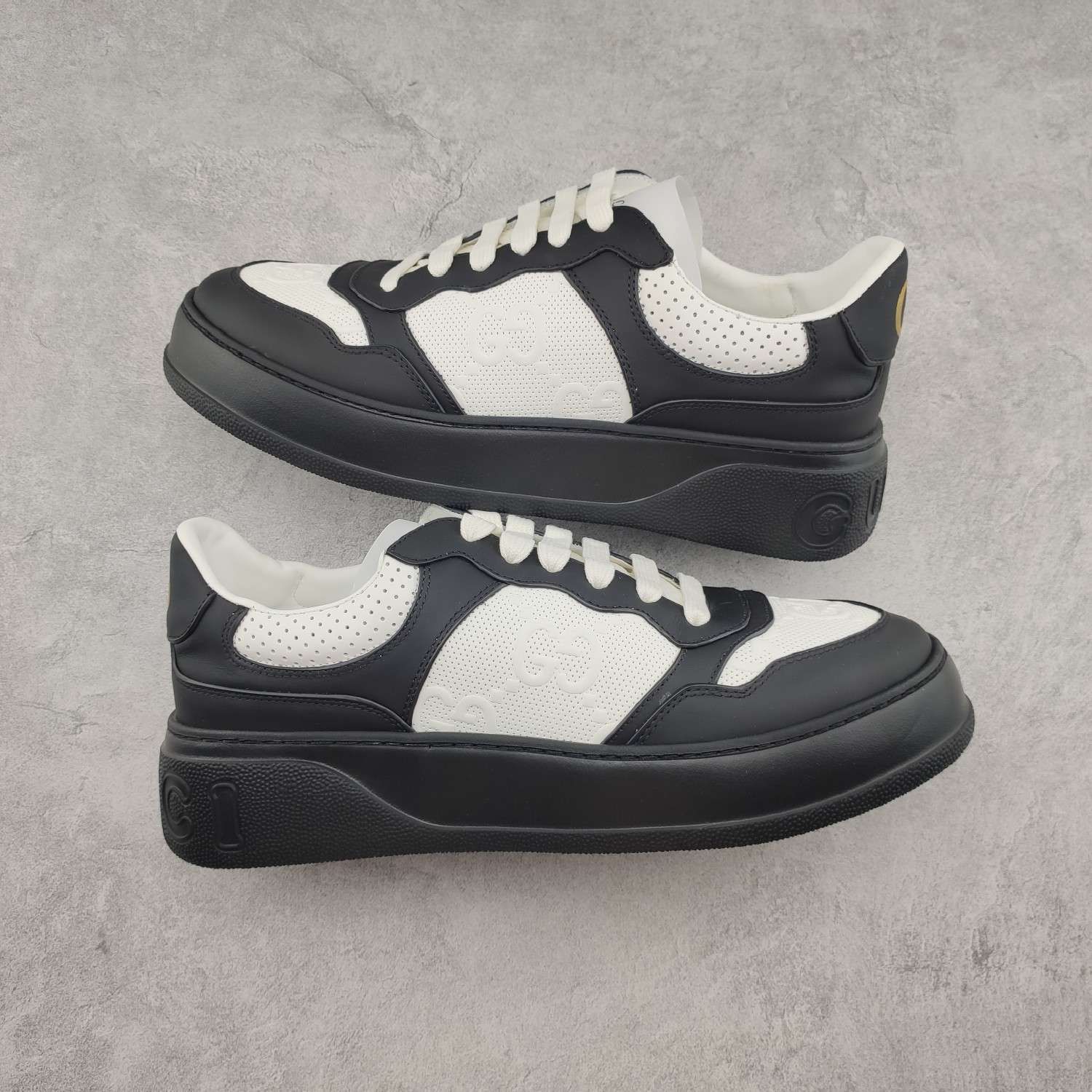 Kickswho Gucci Chunky B Screener GG Sneaker in Black White - Image 2
