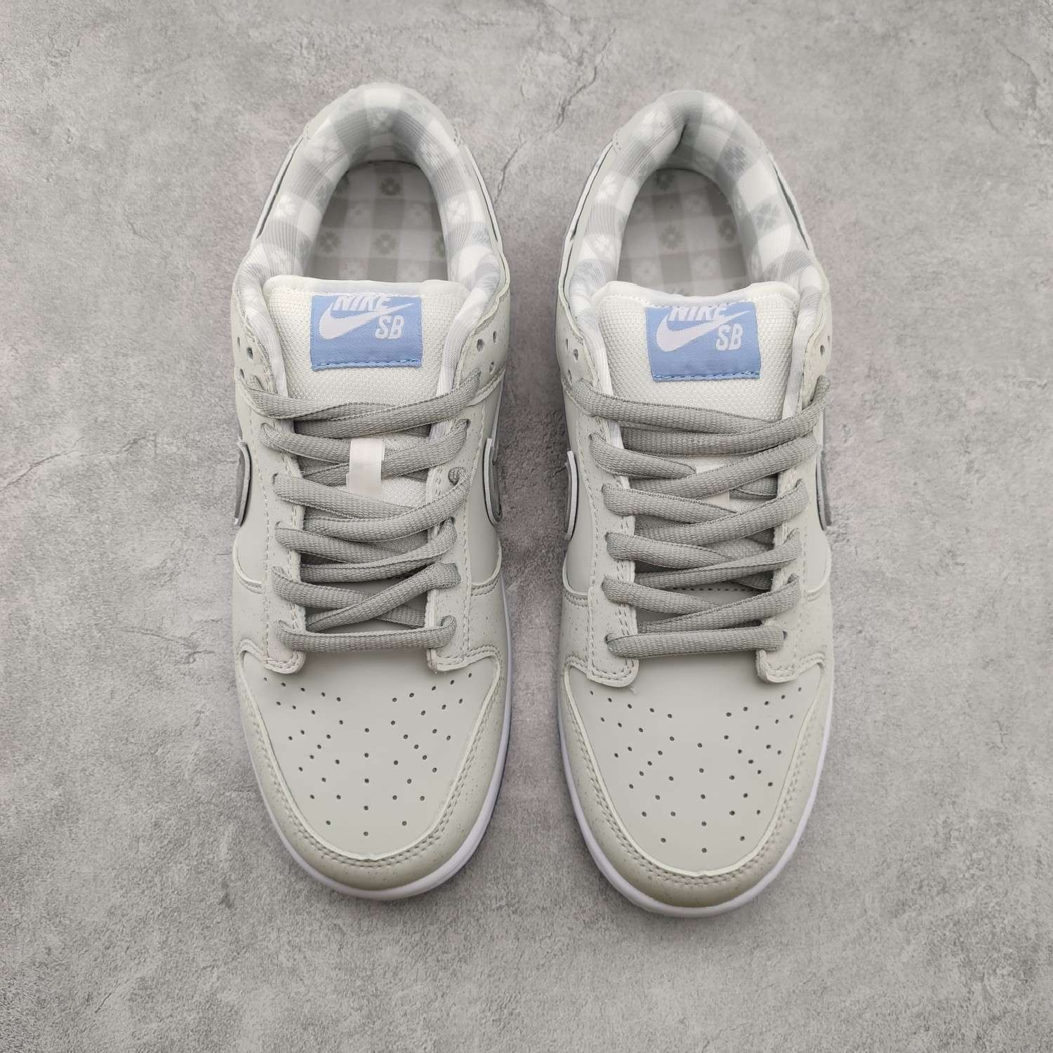 Kickswho Concepts x Nike SB Dunk Low White Lobster FD8776-100 - Image 3