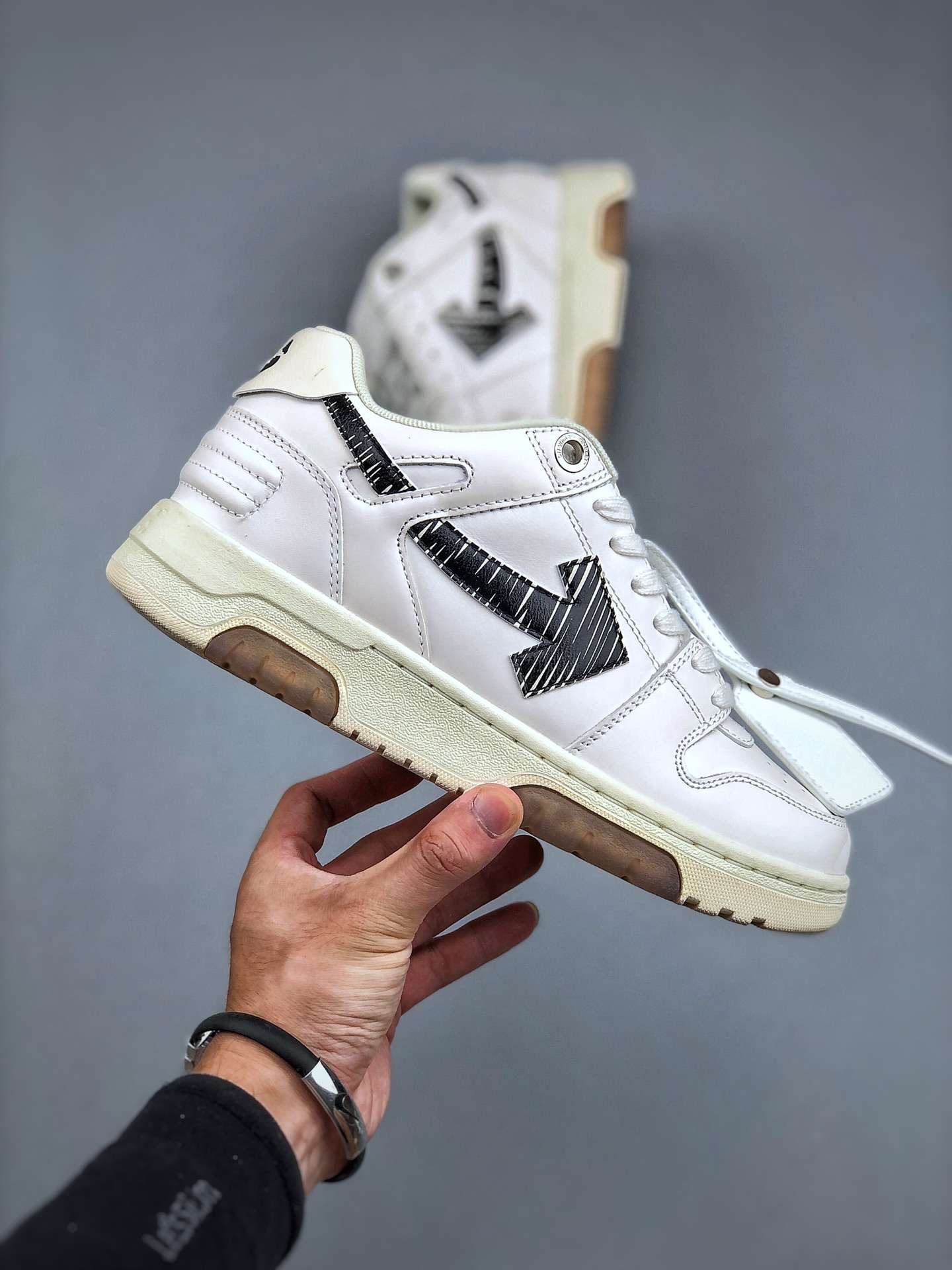 Kickswho Off-White Virgil Abloh Out Of Office Low-top Leather OFF-White "OOO" Sneakers - Image 4