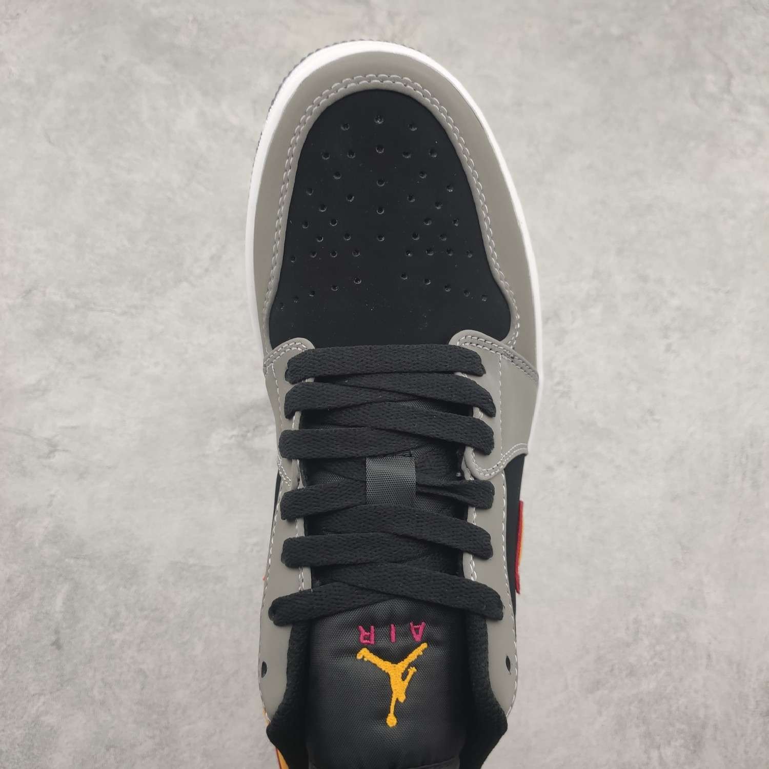 Kickswho Air Jordan 1 Low SE"Black Vivid Orange" FN7308-008 - Image 4