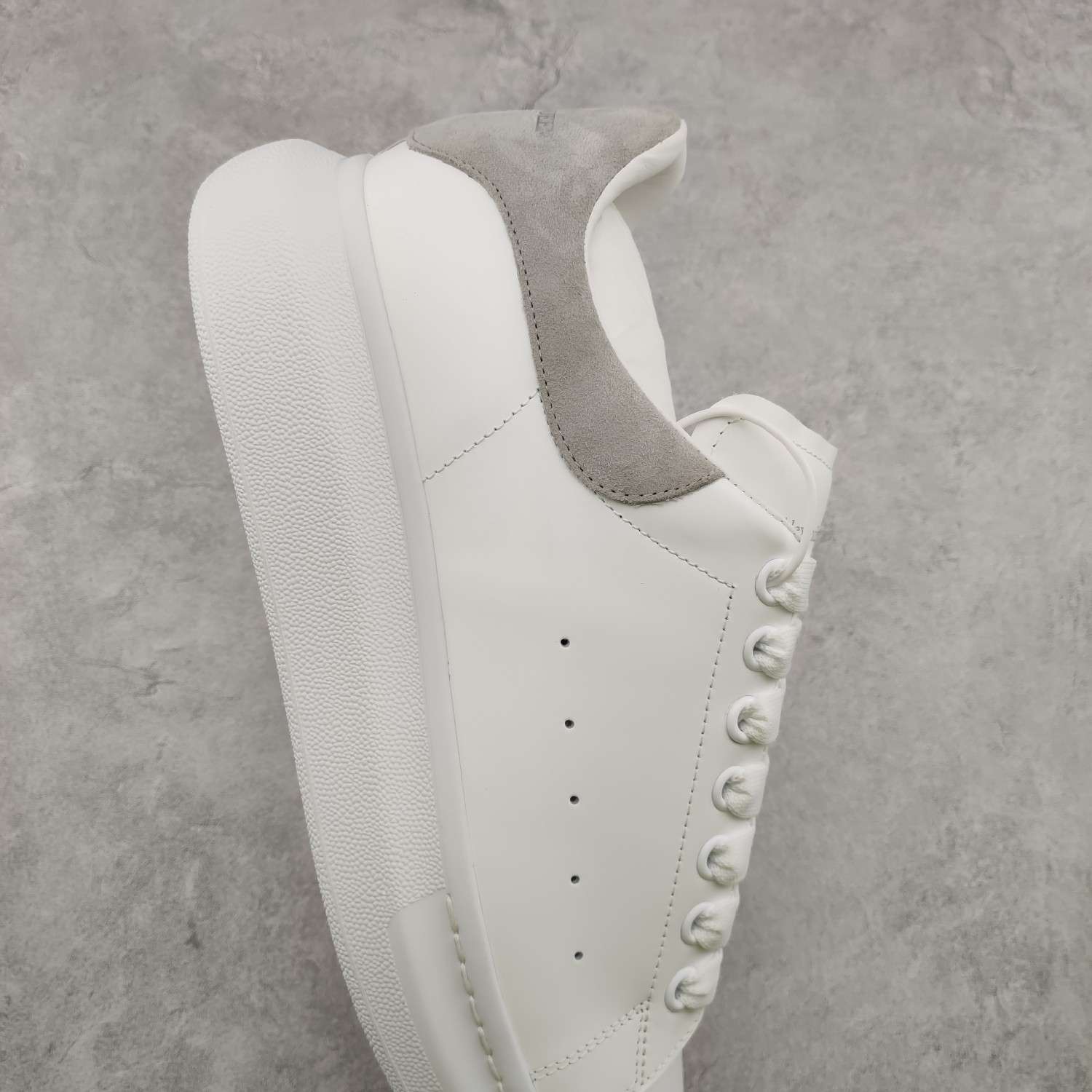 Kickswho Alexander McQueen Oversized Sneaker in White/Grey - Image 5