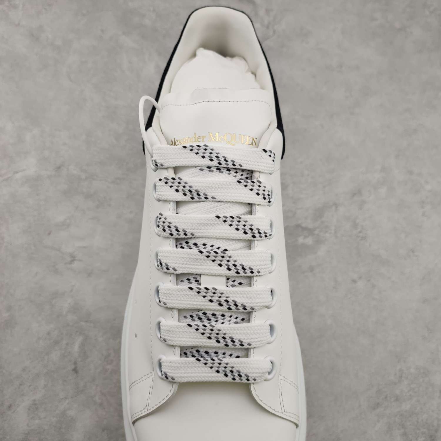 Kickswho Alexander McQueen Oversized Sneaker in White/Black - Image 6