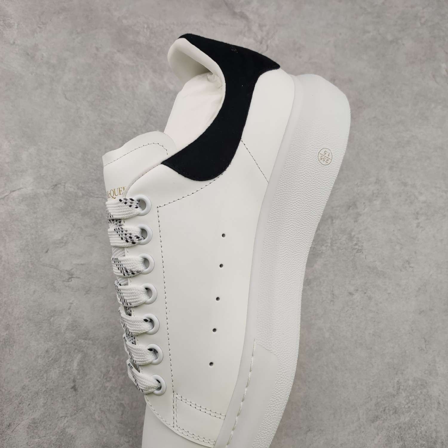 Kickswho Alexander McQueen Oversized Sneaker in White/Black - Image 7