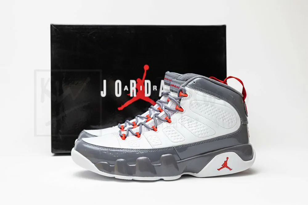 Air Jordan 9 Retro Fire Red - Image 4