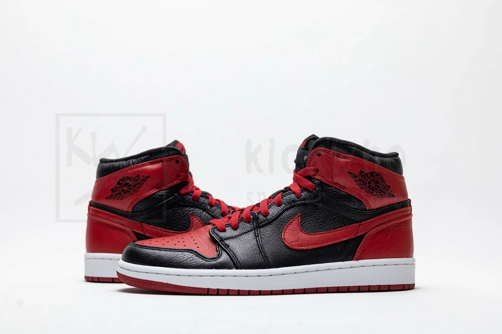 Air Jordan 1 Retro High 'Banned' 2011 - Image 5