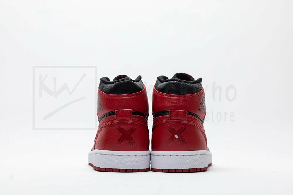 Air Jordan 1 Retro High 'Banned' 2011 - Image 6