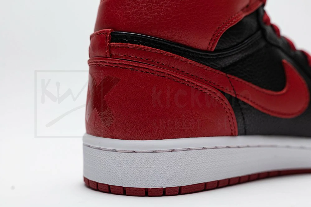 Air Jordan 1 Retro High 'Banned' 2011 - Image 8